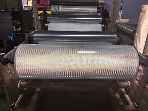 Latest company Solutions about What's the Difference Between Reflective Tape and Reflective Sheeting? 