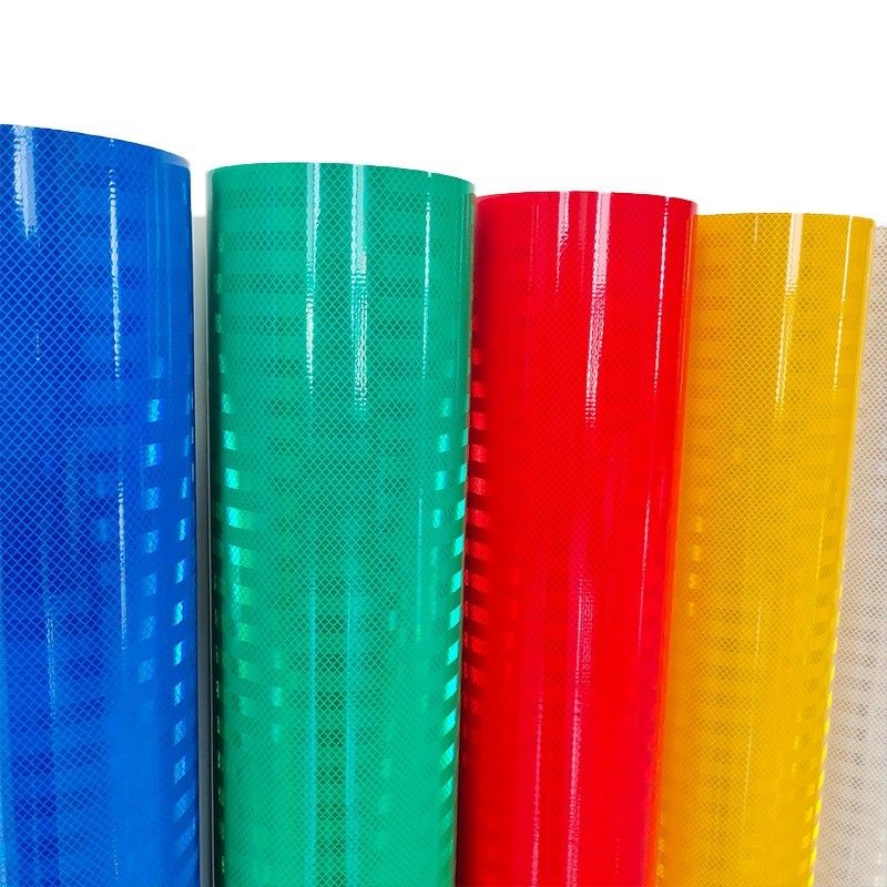 Easy To Apply Road Sign Material Prismatic Reflective Sheeting With Excellent Weather Resistance 10-year Performance Life